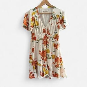 Gorgeous Floral V-Neck Mini Dress